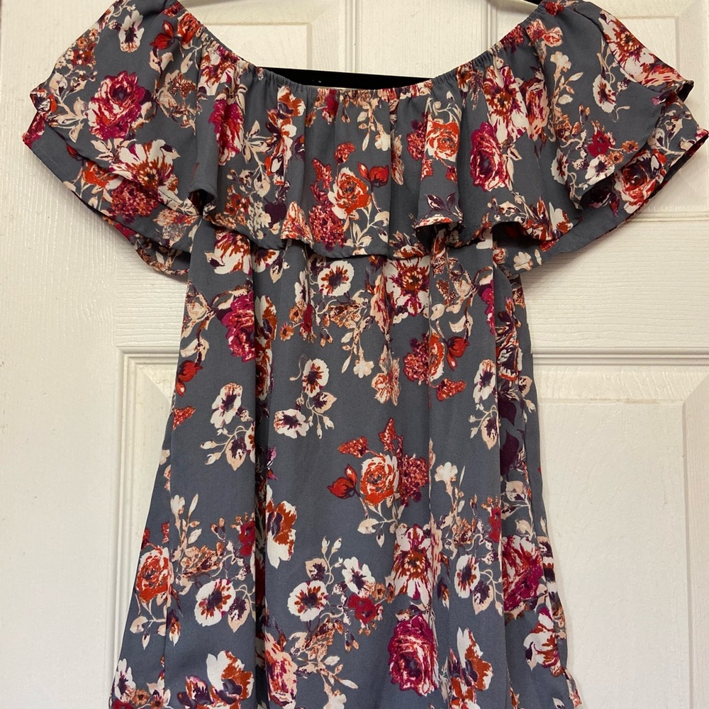 Womens size medium grey and floral off shoulder ruffle top